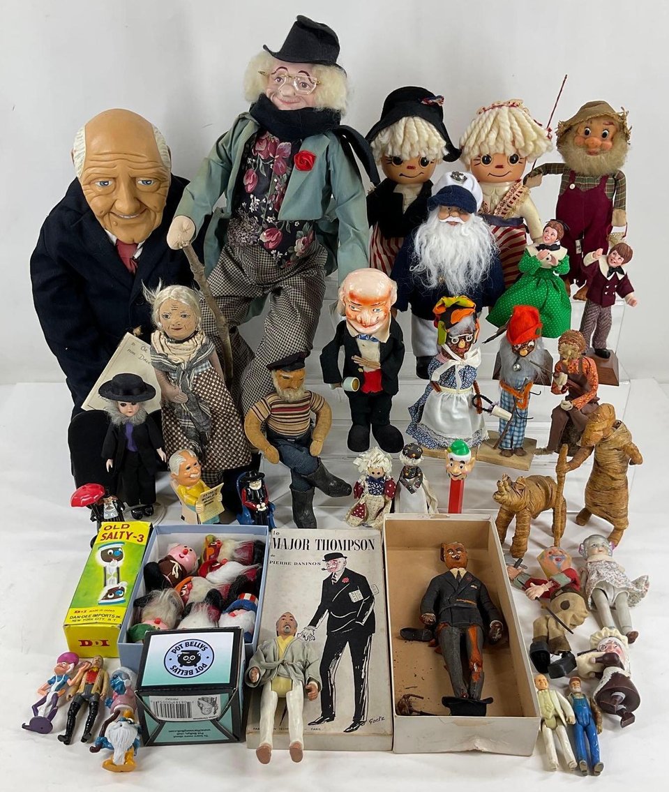 Image for LOT OF DOLLS.