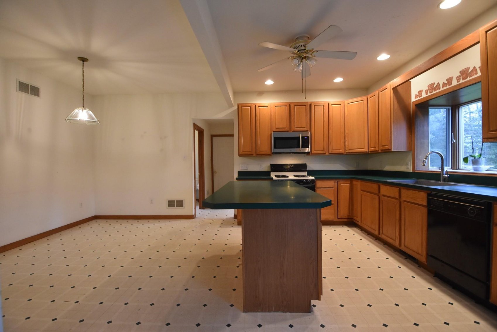 Image for Sold! Real Estate | 651 New Galena Rd., Chalfont, PA 18914 | January 19, 2023 at 4:00 PM