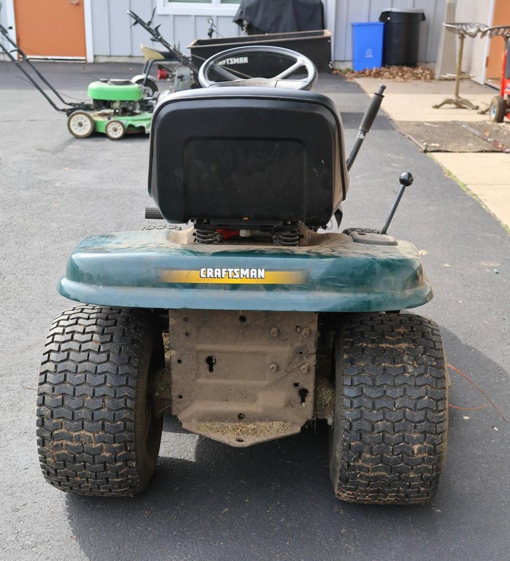 Image for Craftsman LT 1000 Ride On Mower