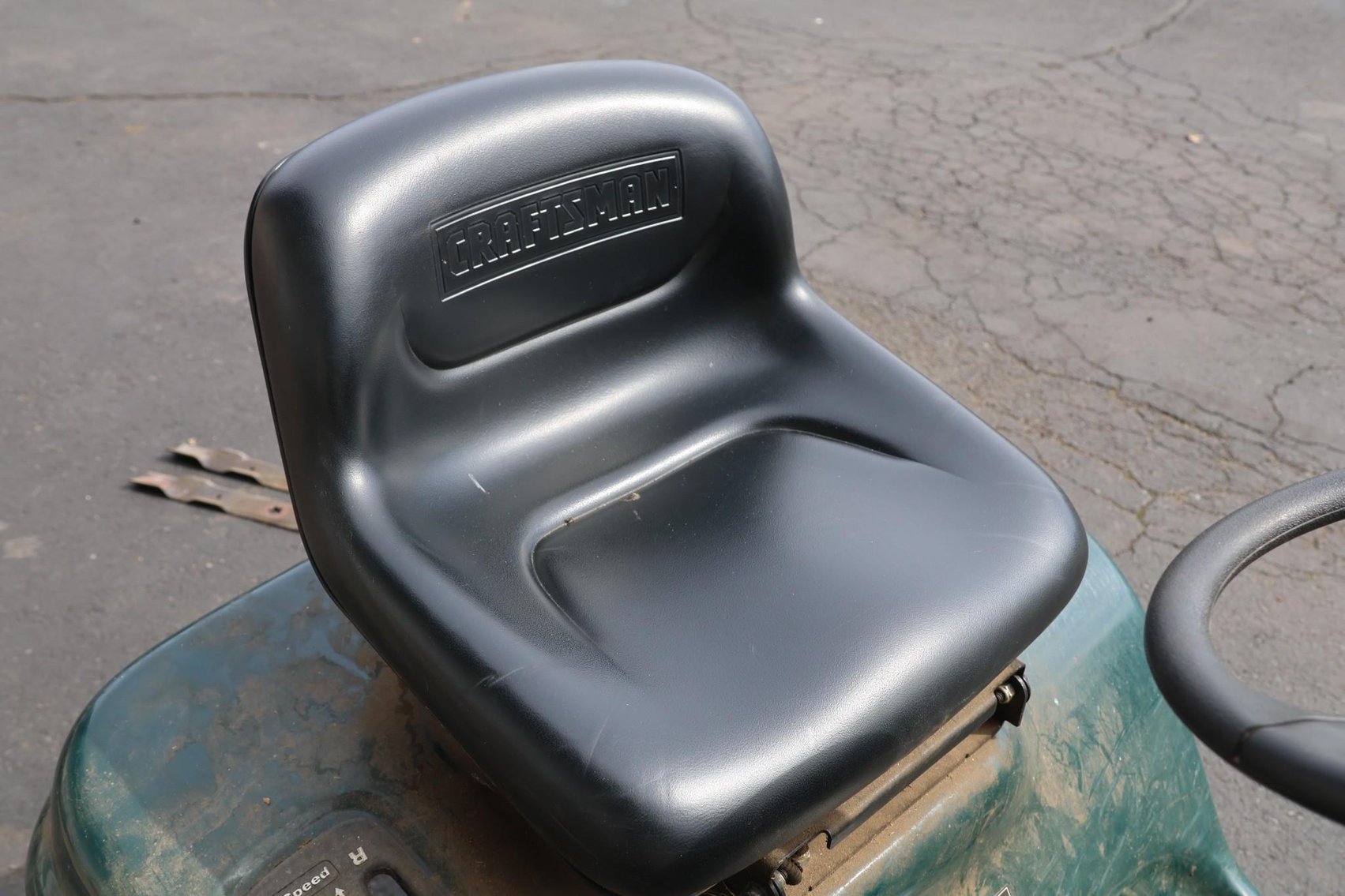 Image for Craftsman LT 1000 Ride On Mower