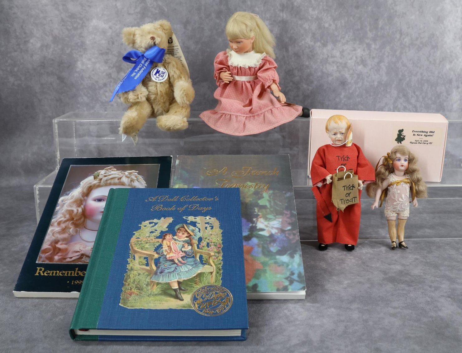 Image for UFDC/REGIONAL SOUVENIR DOLLS.