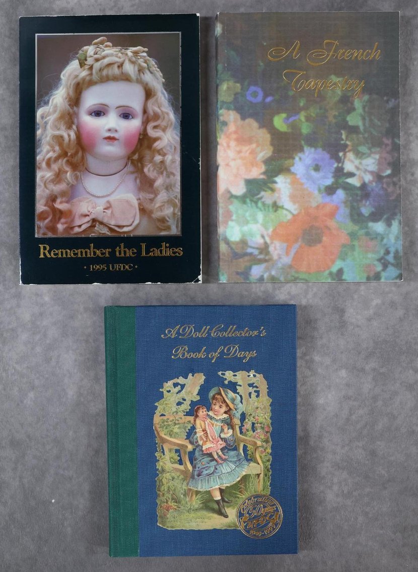 Image for UFDC/REGIONAL SOUVENIR DOLLS.