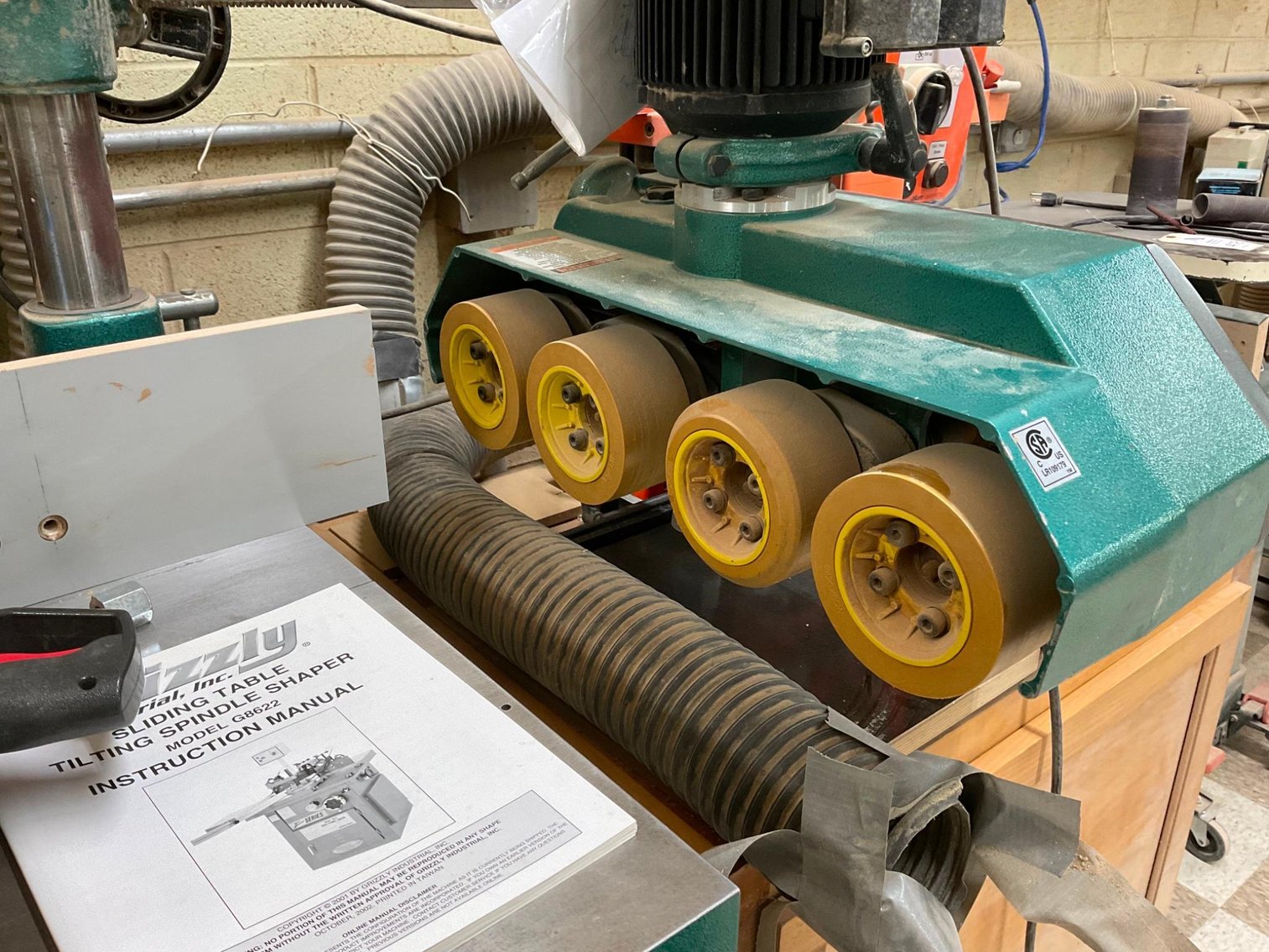 Image for Grizzly Power Feeder