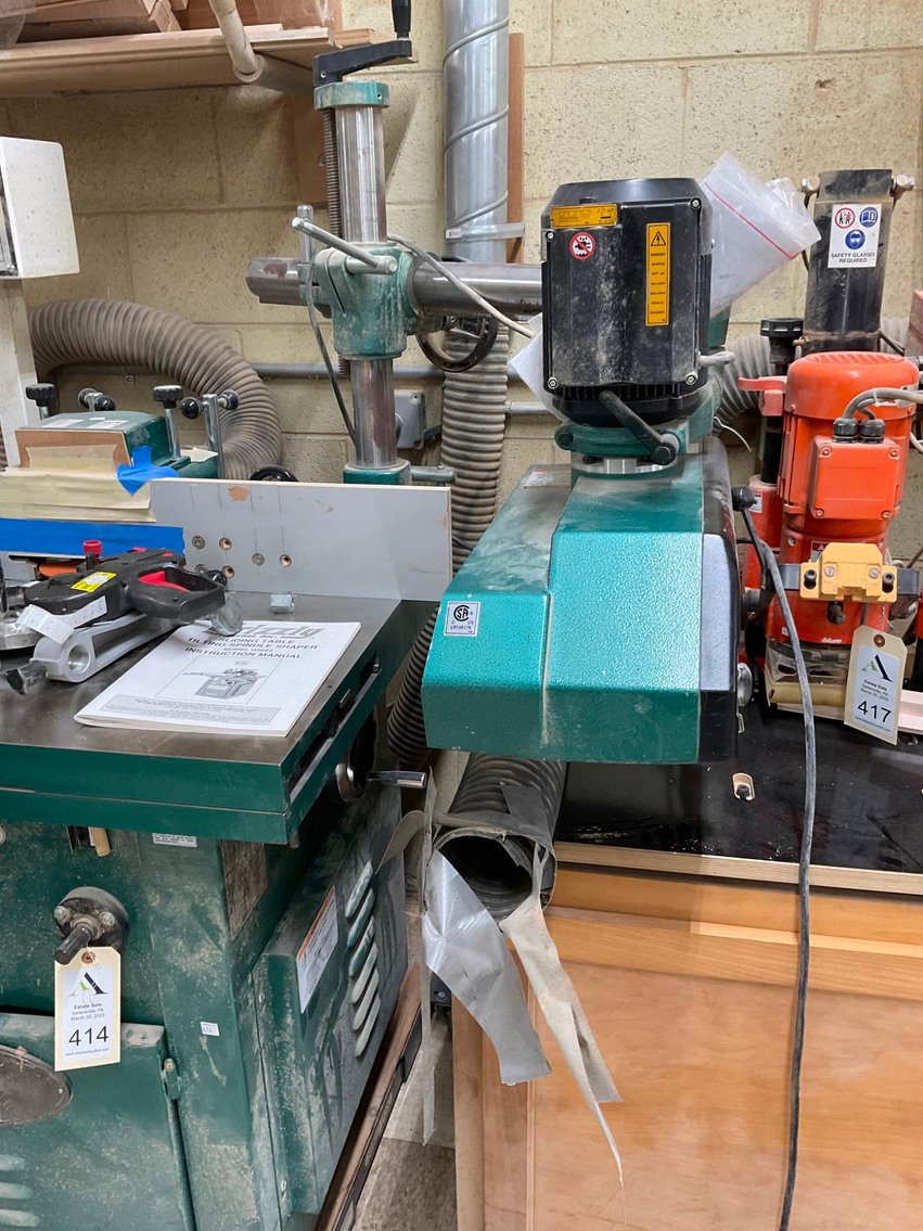 Image for Grizzly Power Feeder