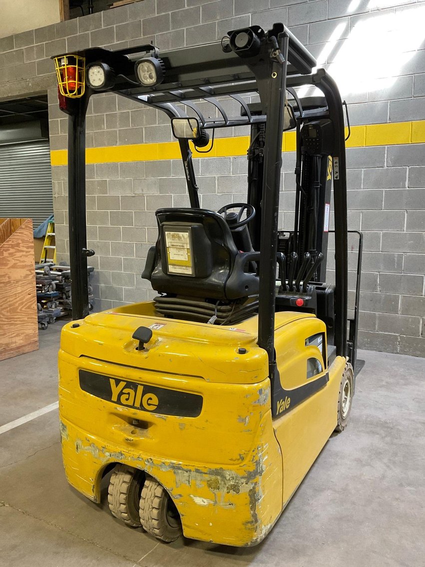 Image for Yale Fork Lift and Charger