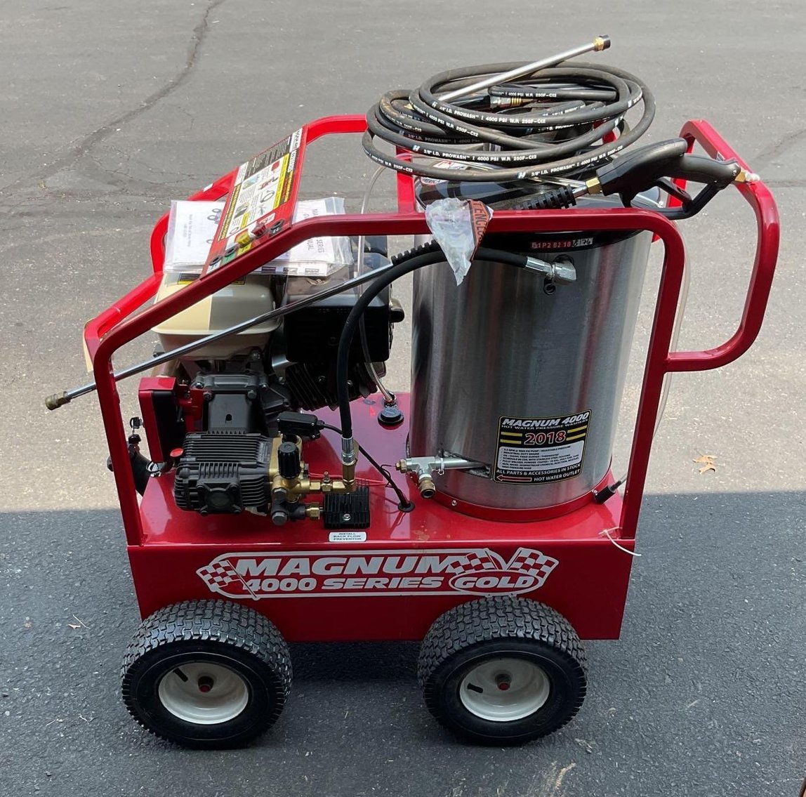 Image for Magnum 4000 Series Gold Pressure Washer