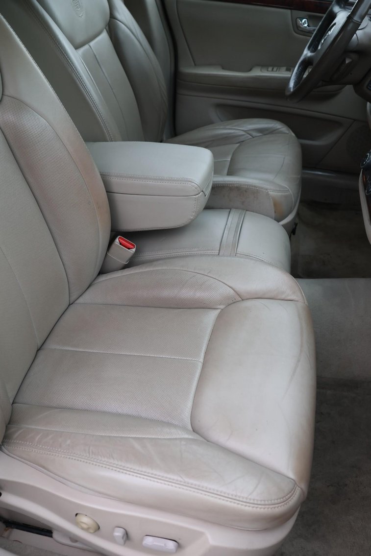 Image for 2006 Cadillac DTS Passenger Car, VIN # 1G6KD57Y56U146663