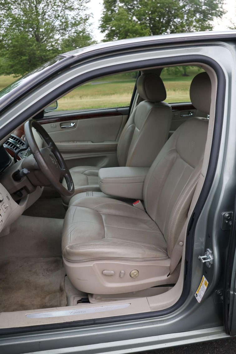 Image for 2006 Cadillac DTS Passenger Car, VIN # 1G6KD57Y56U146663