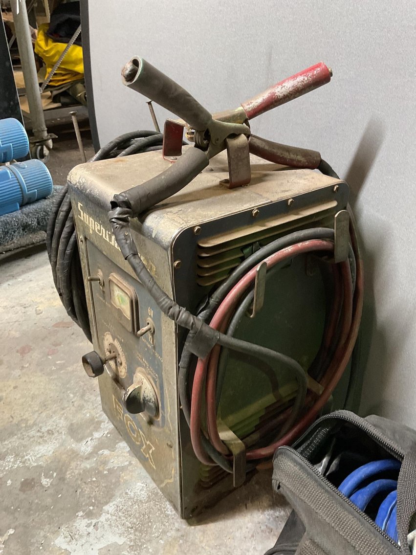 Image for Fox Supercharger and Vector Battery Charger