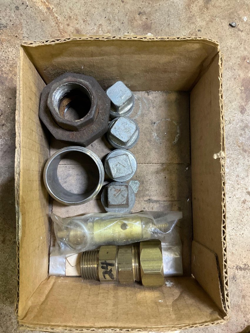 Image for Grease Gun Valves and Fittings