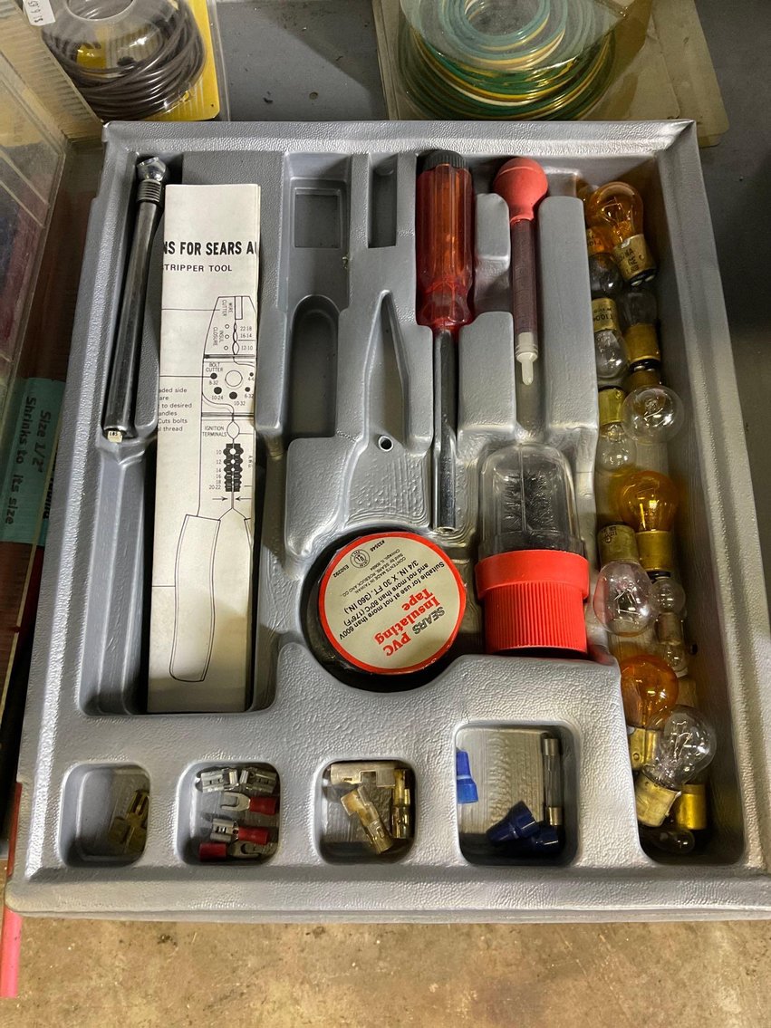 Image for Grease Gun Valves and Fittings