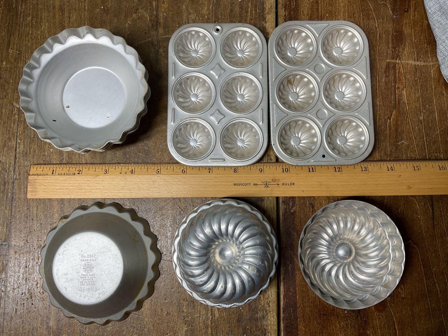 Image for Bake Ware, Cookie Cutters, and Sifters