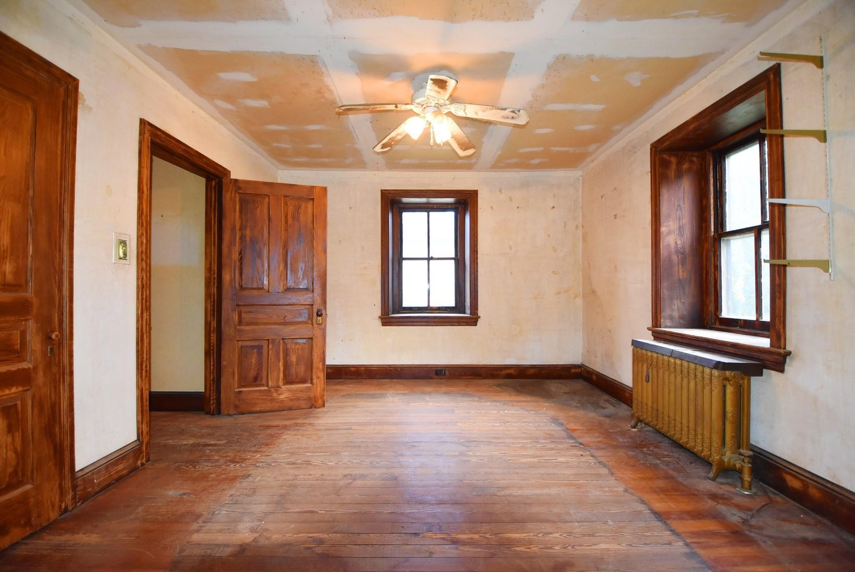 Image for Sold! Real Estate for Auction | 8226 Germantown Ave., Chestnut Hill, Philadelphia, Pa. 19118 | November 14, 2023 at 4:00 PM