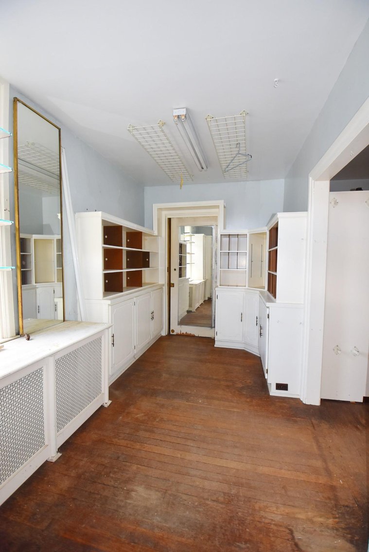 Image for Sold! Real Estate for Auction | 8226 Germantown Ave., Chestnut Hill, Philadelphia, Pa. 19118 | November 14, 2023 at 4:00 PM