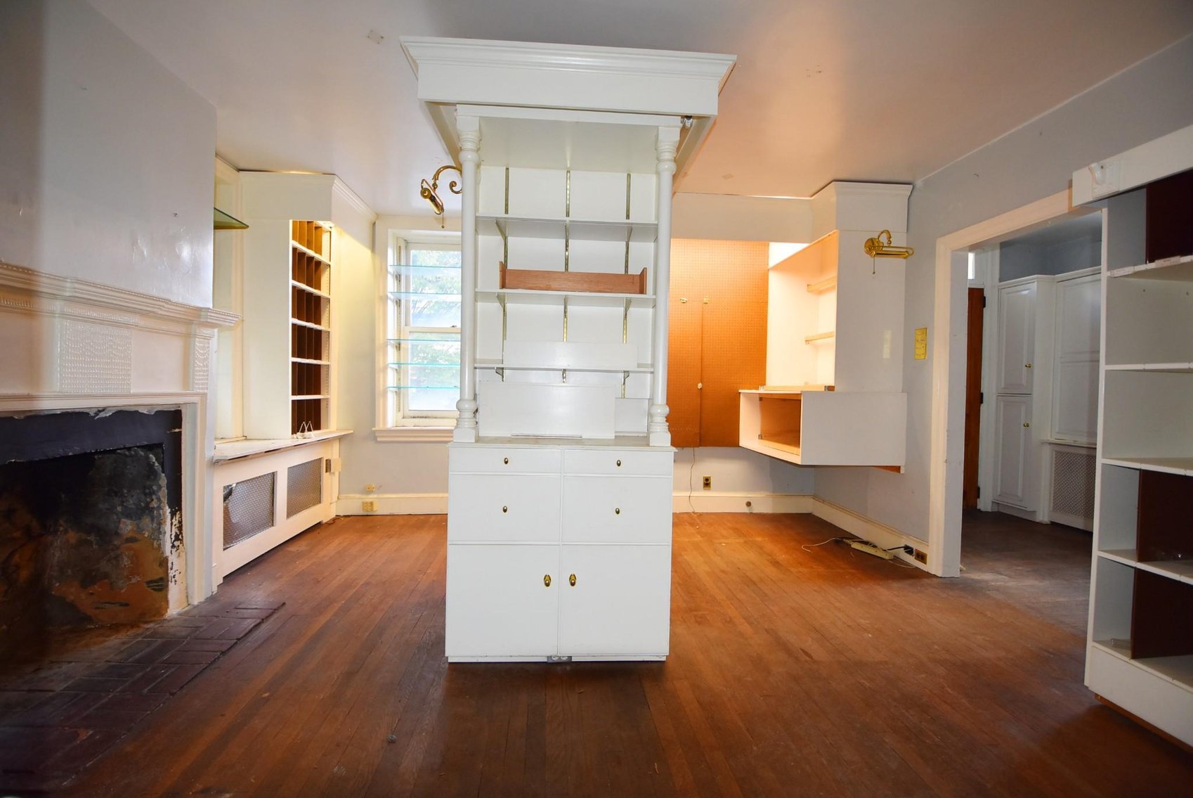 Image for Sold! Real Estate for Auction | 8226 Germantown Ave., Chestnut Hill, Philadelphia, Pa. 19118 | November 14, 2023 at 4:00 PM