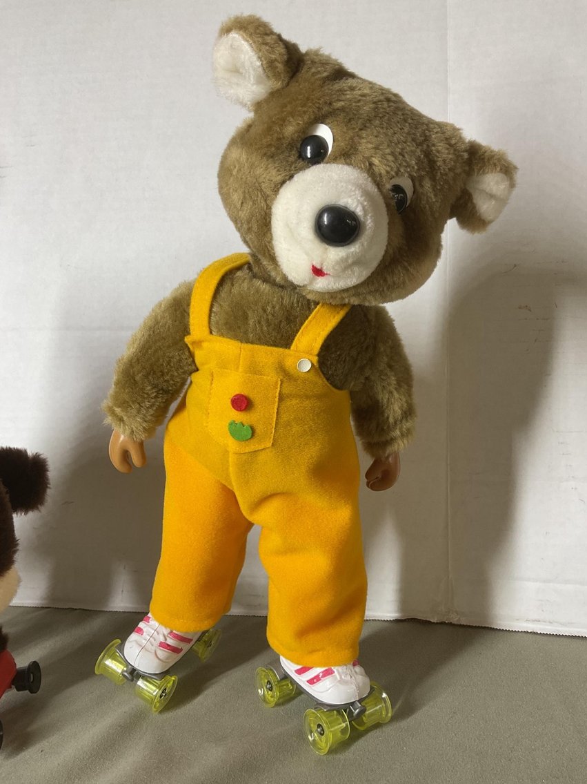 Image for Roller Skating Bears