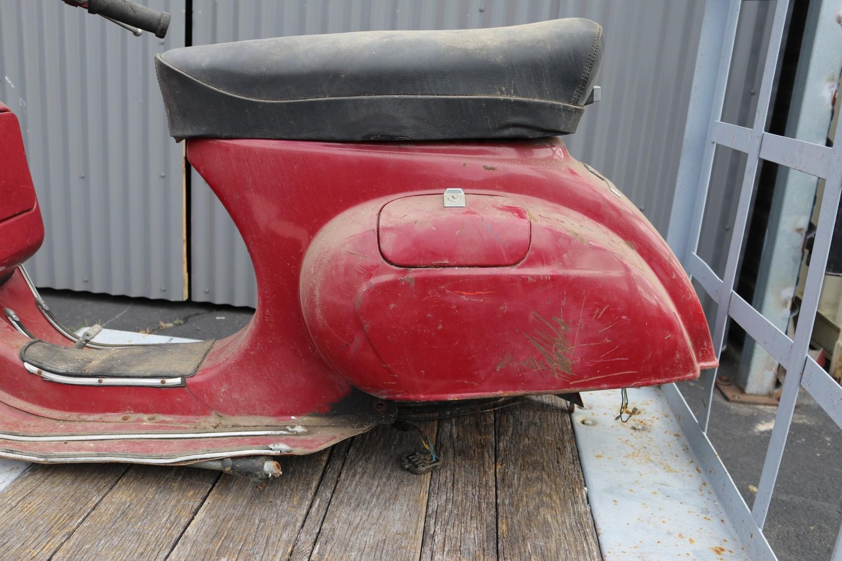 Image for 1976 Red Vespa