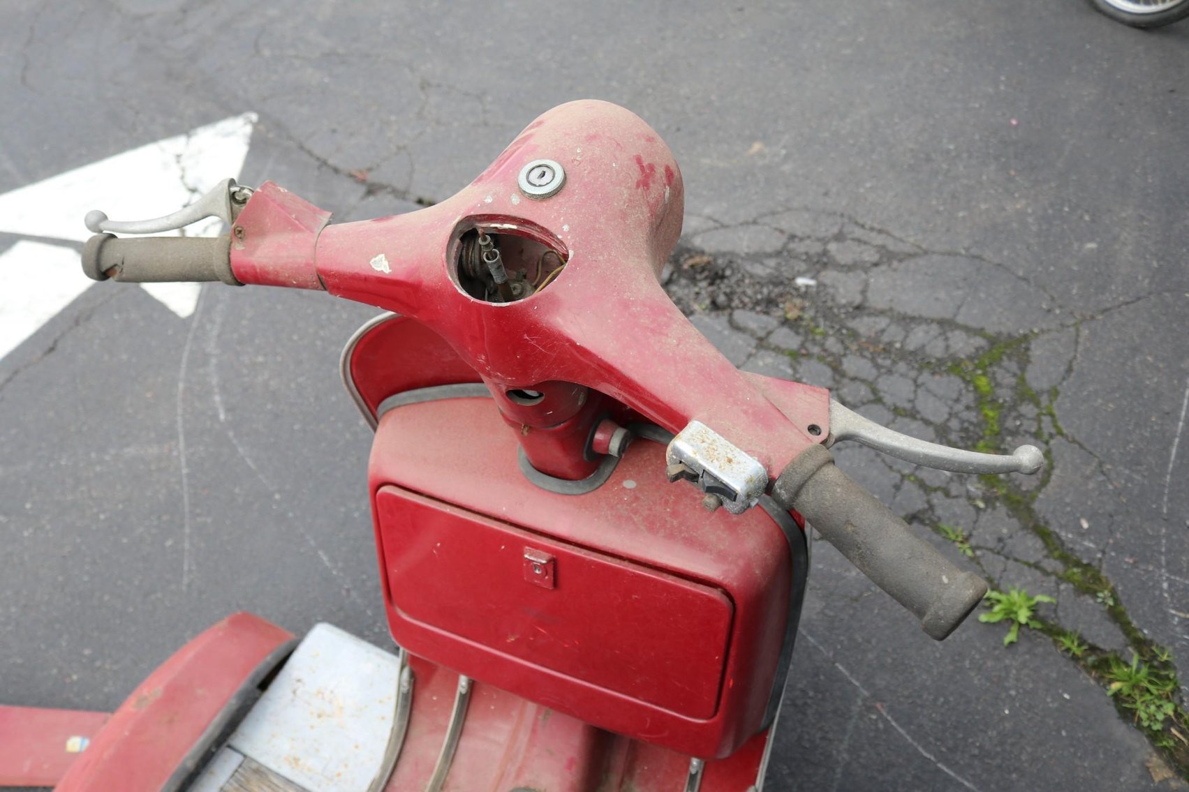 Image for 1976 Red Vespa