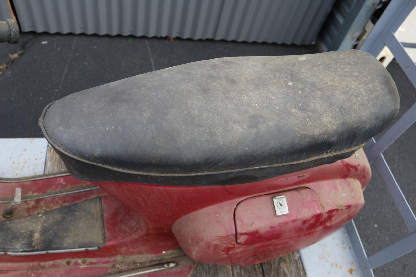 Image for 1976 Red Vespa