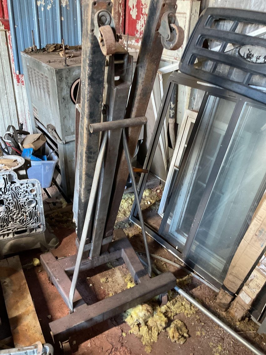 Image for Engine Crane