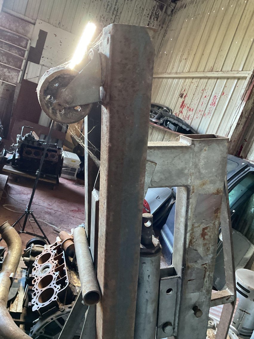 Image for Engine Crane