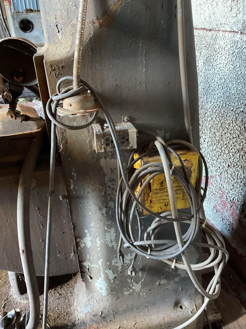 Image for Bridgeport Milling Machine