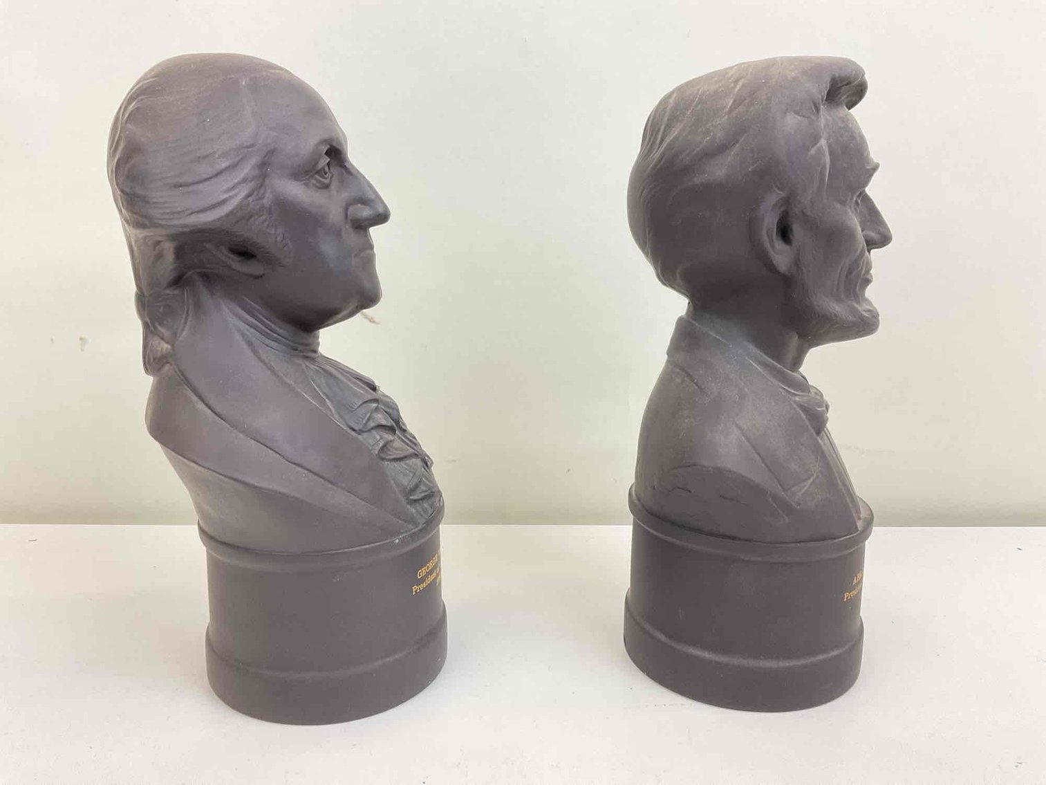 Image for Wedgwood Presidential Busts & Cast Iron Bank