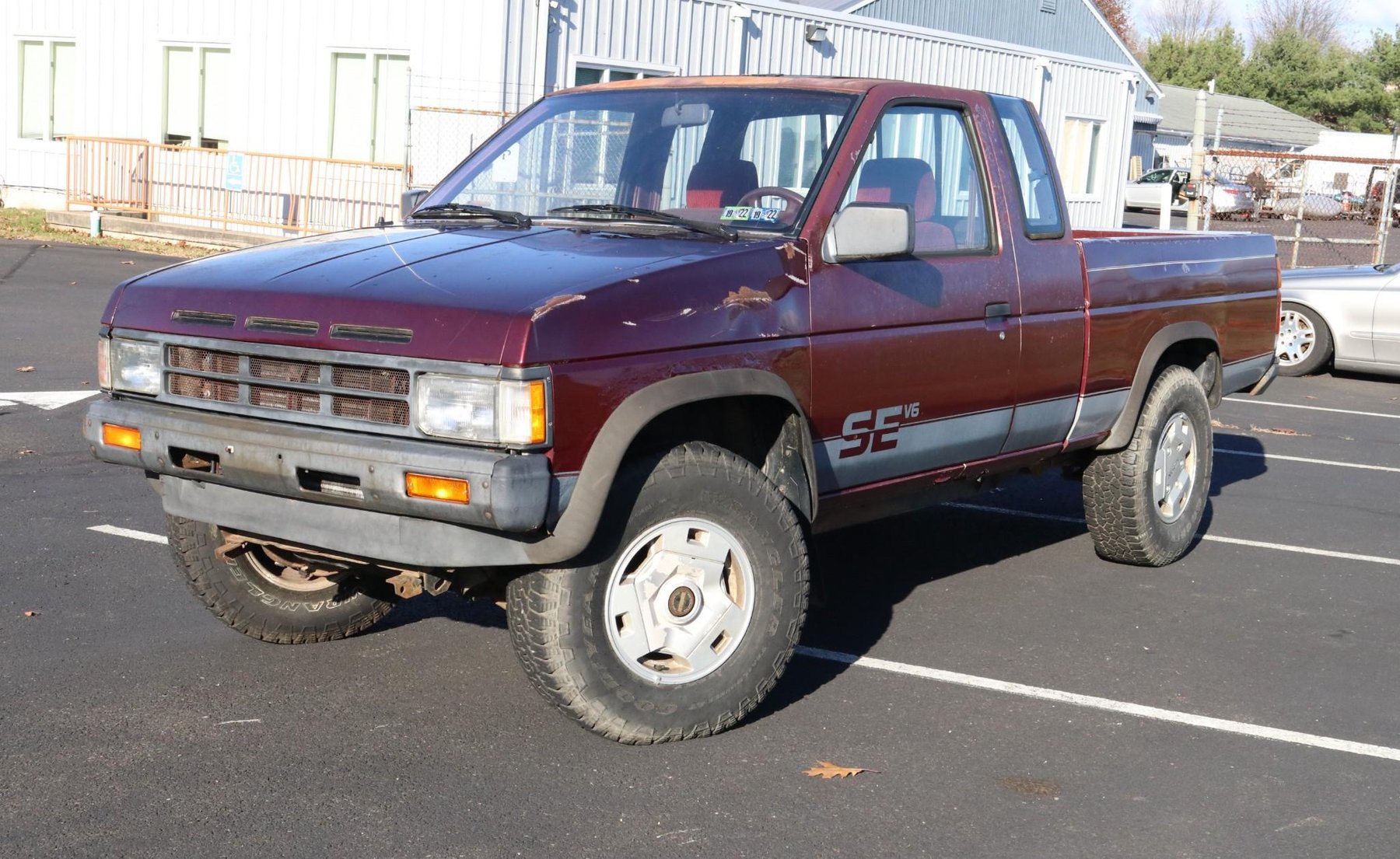 Image for 1989 Nissan Pickup Truck