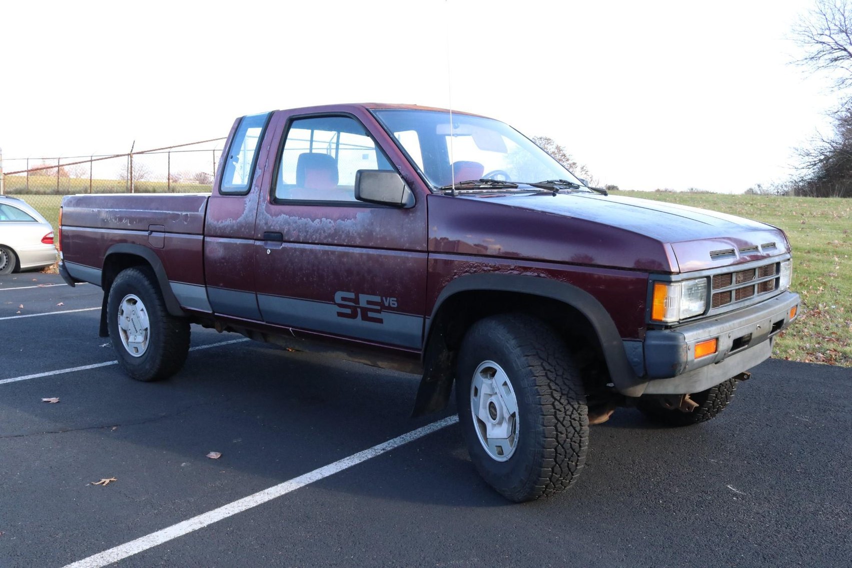 Image for 1989 Nissan Pickup Truck