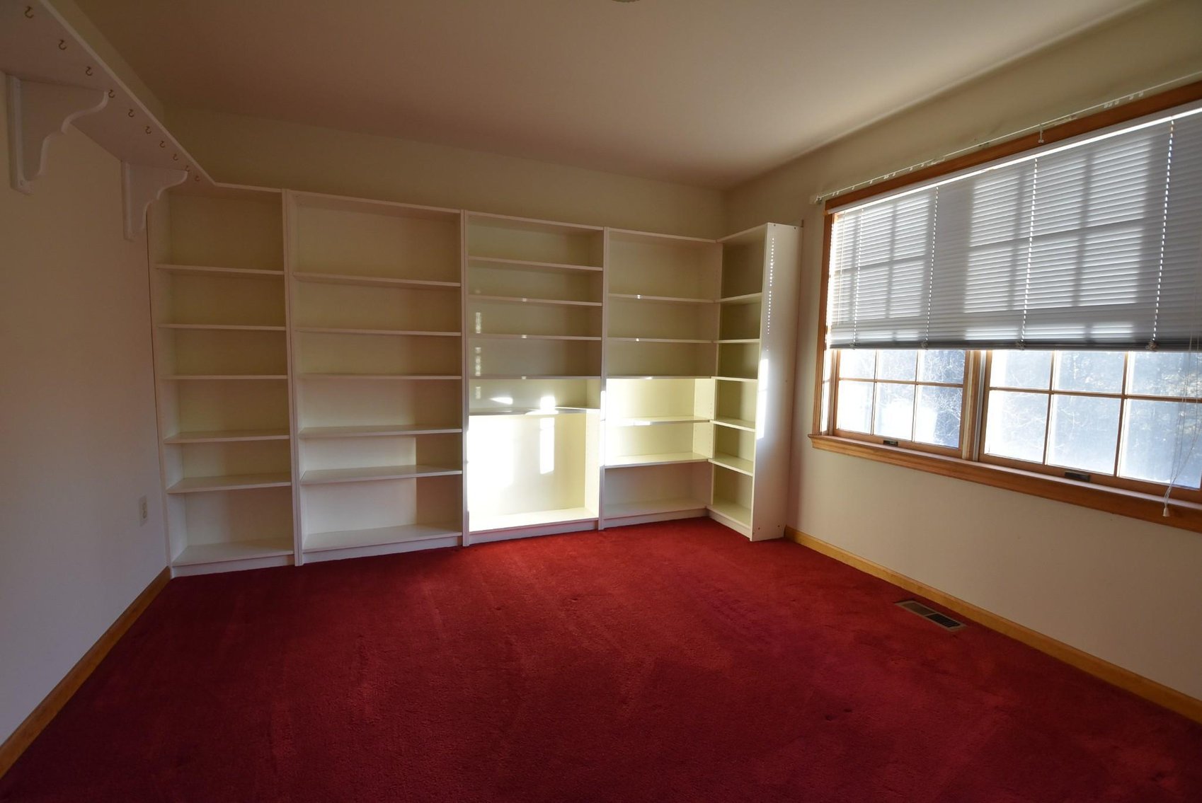 Image for Sold! Real Estate | 392 Fallowfield Ln., Harleysville, Pa. 19438 | January 18, 2024 at 4:00 PM