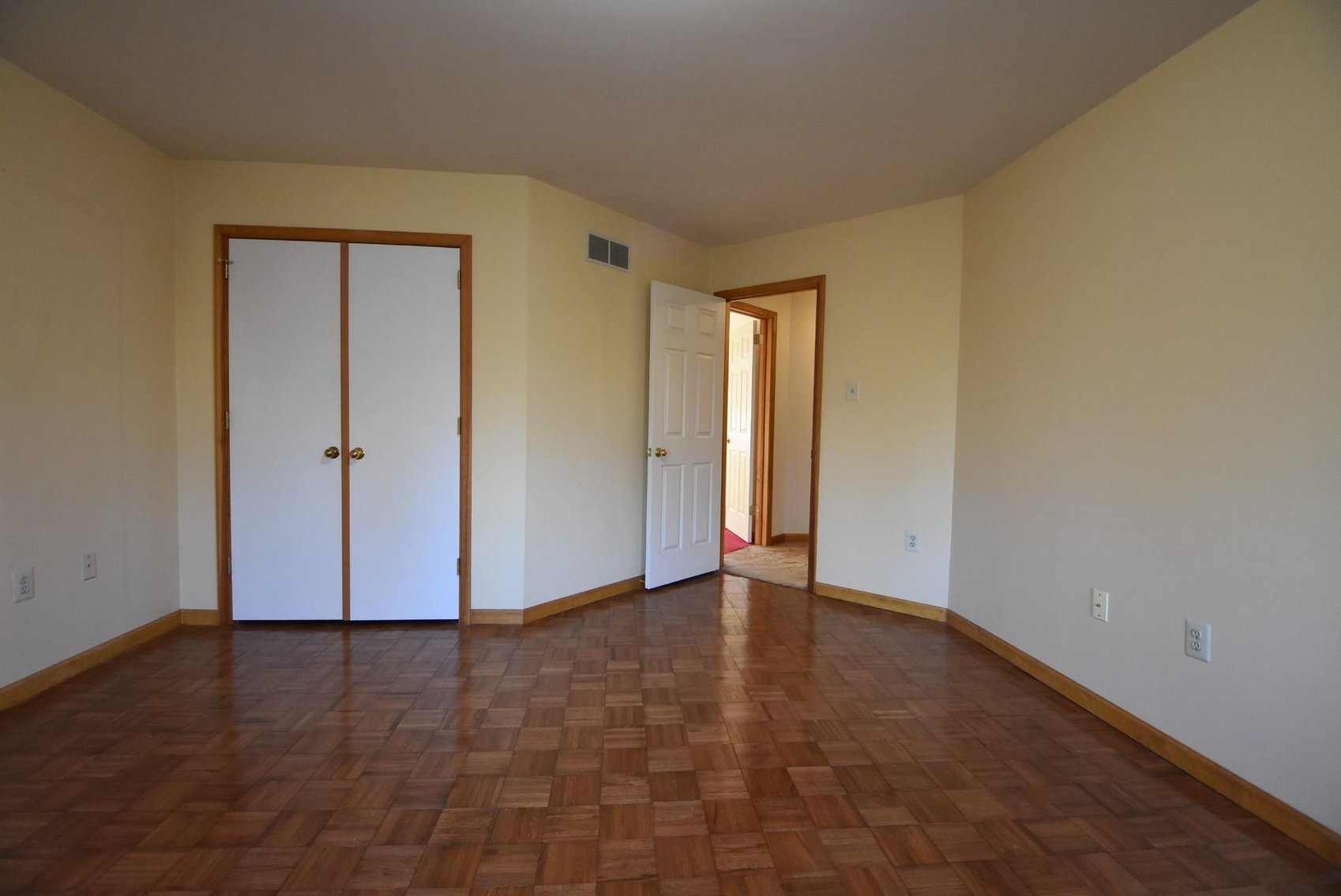 Image for Sold! Real Estate | 392 Fallowfield Ln., Harleysville, Pa. 19438 | January 18, 2024 at 4:00 PM