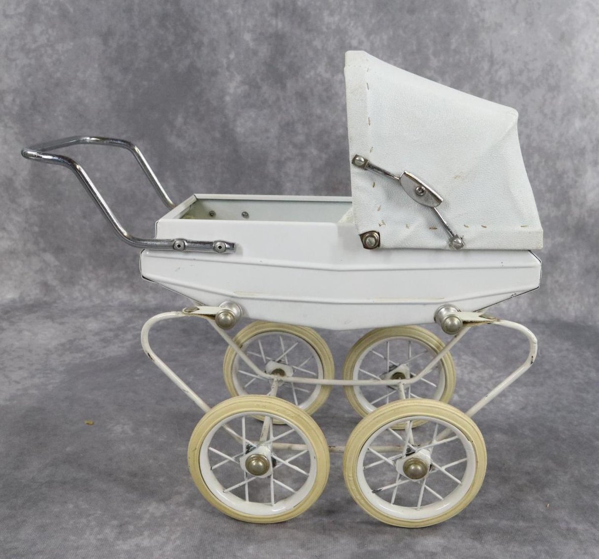 Image for UFDC/REGIONAL  CONVENTION SOUVENIRS.