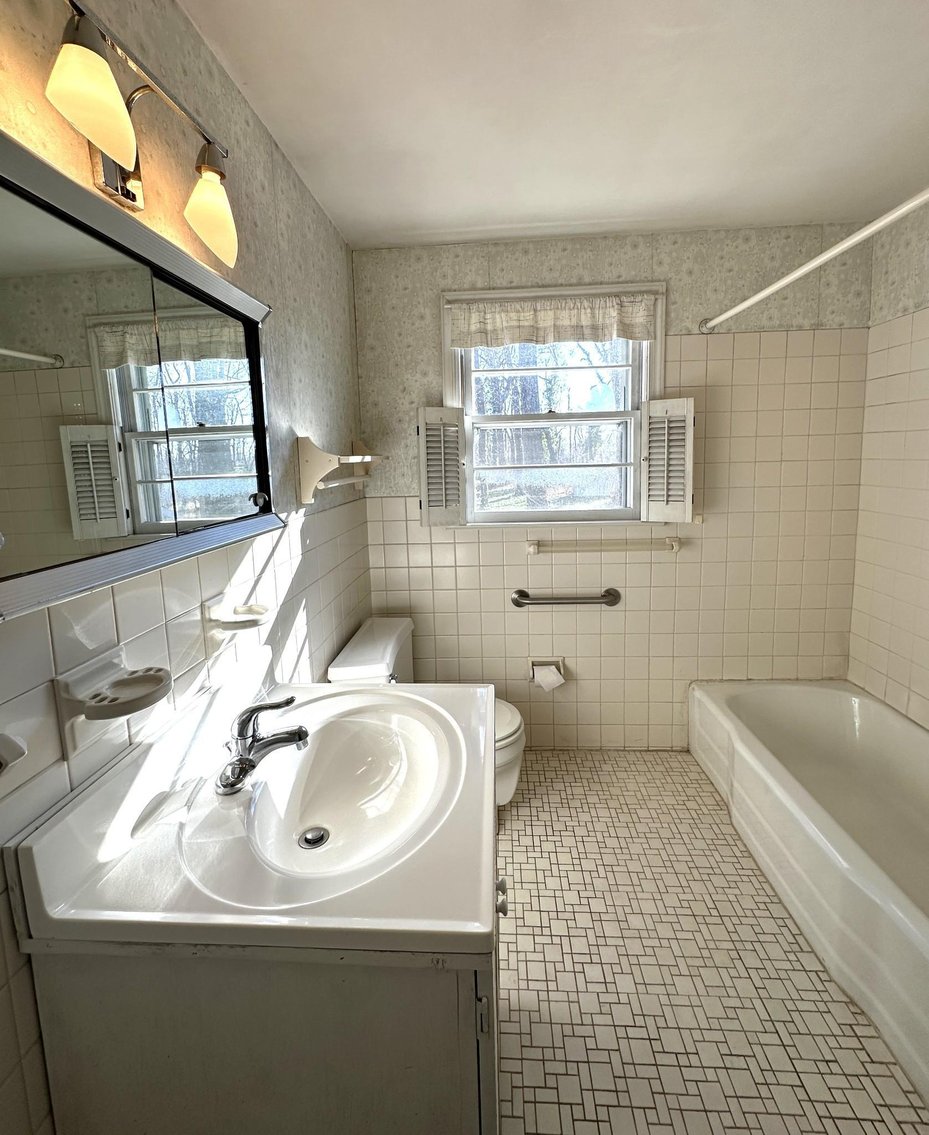 Image for Sold! Real Estate for Auction | 1111 Sandy Ridge Rd., Doylestown, Pa. 18901 | February 15, 2024 at 4:00 PM