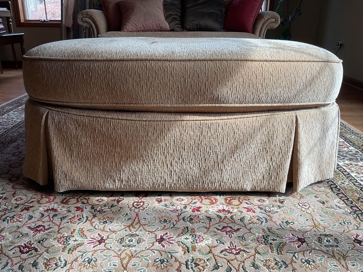 Image for Broyhill Ottoman