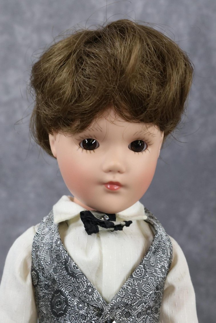 Image for MARY HOYER.