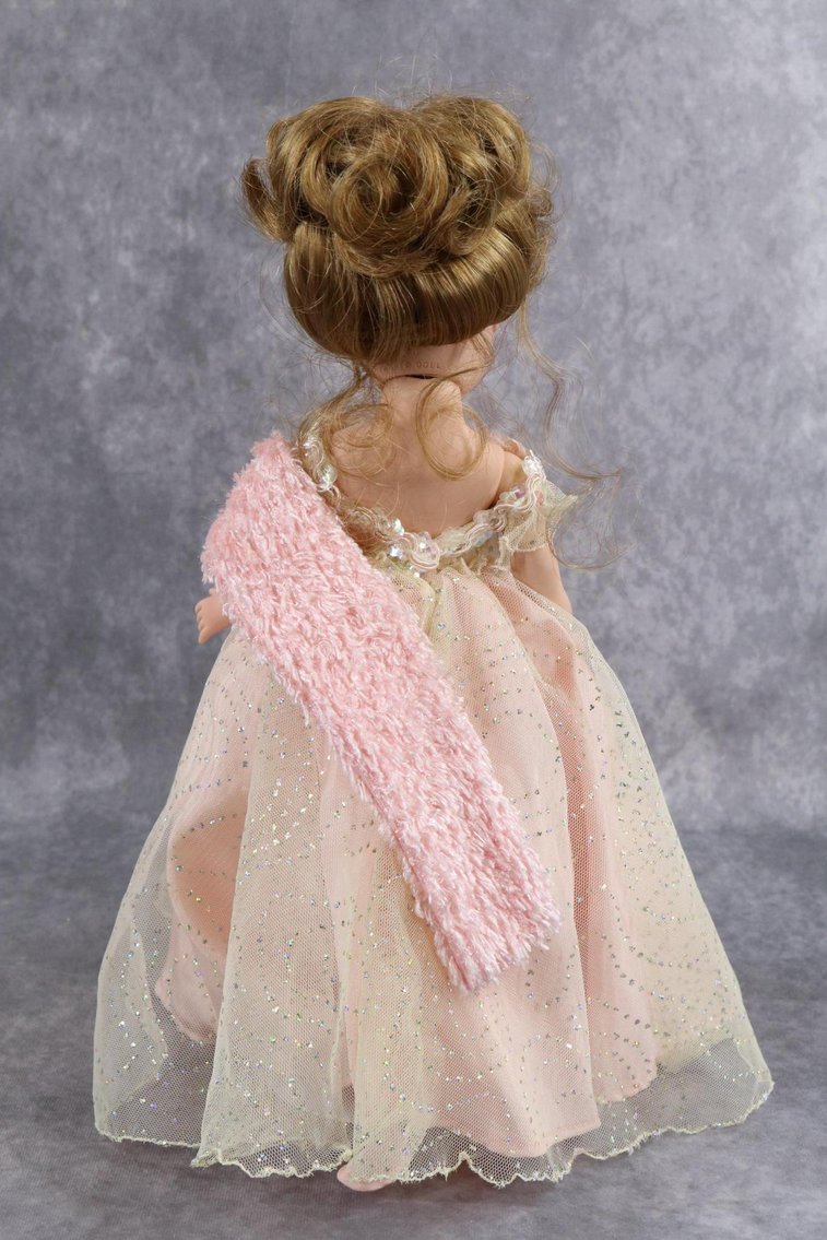 Image for MARY HOYER.