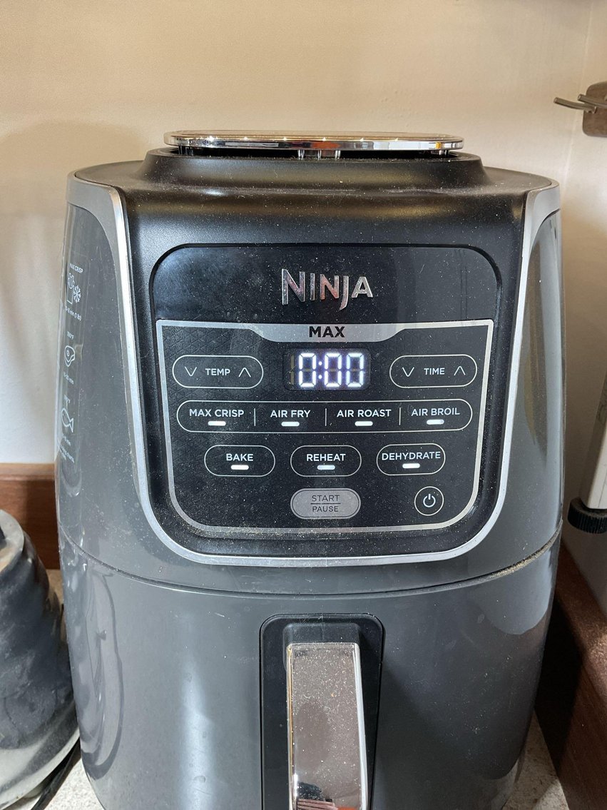 Image for Ninja Air Fryer and Osterizer Blender