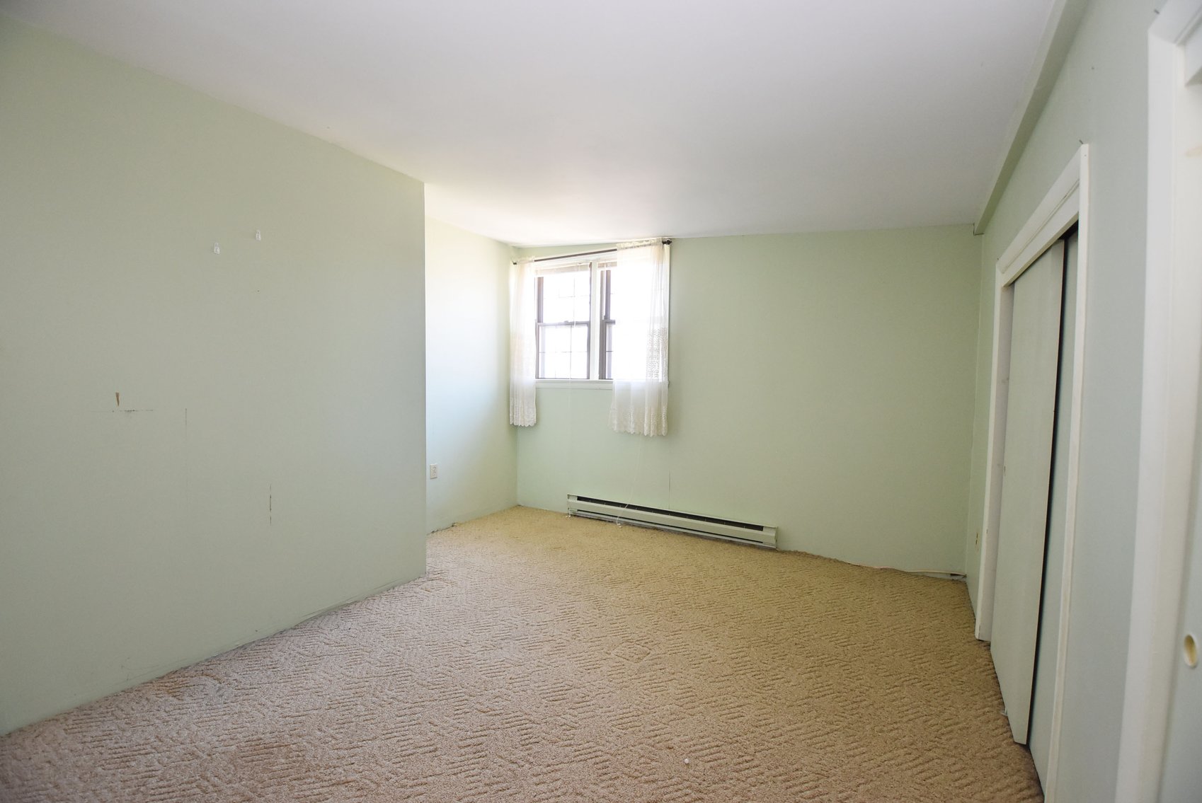 Image for Sold! Real Estate For Auction | 423 E. Garfield Ave, Souderton, PA 18964 | May 1, 2025 at 4:00 PM