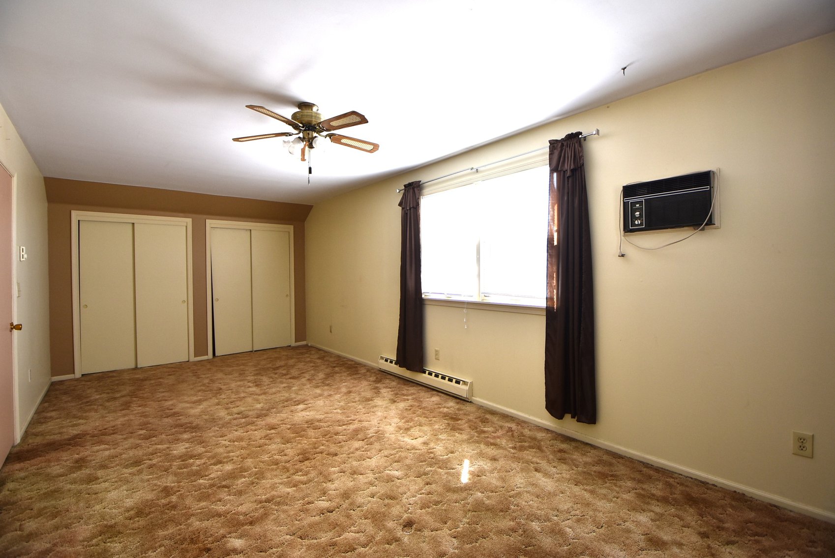 Image for Sold! Real Estate For Auction | 423 E. Garfield Ave, Souderton, PA 18964 | May 1, 2025 at 4:00 PM