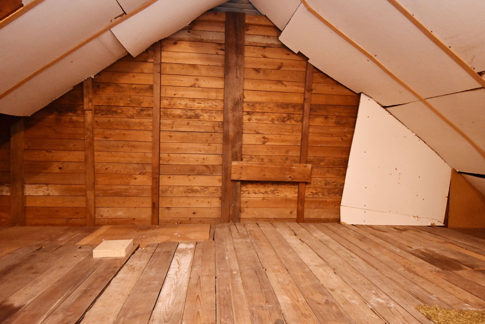 Image for Sold! Real Estate For Auction | 423 E. Garfield Ave, Souderton, PA 18964 | May 1, 2025 at 4:00 PM