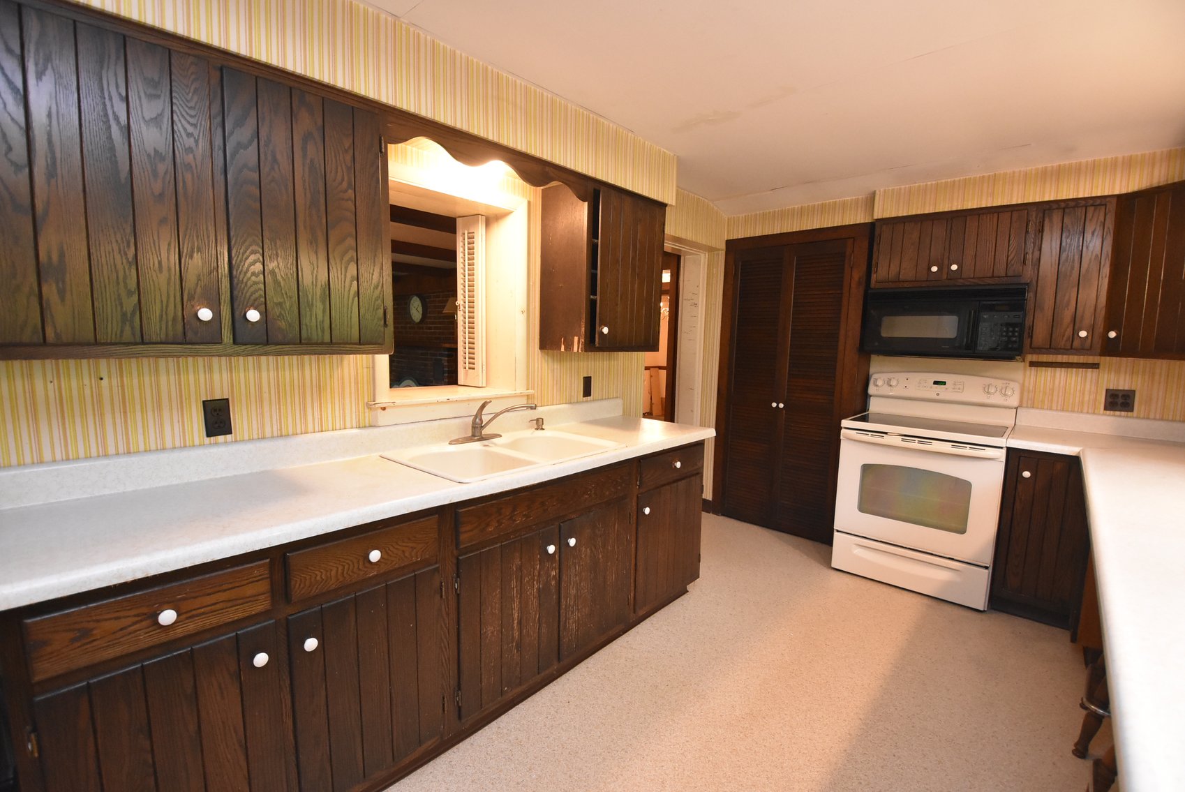 Image for Sold! Real Estate For Auction | 890 Eichele Rd., Perkiomenville, PA 18074 | July 15, 2025 at 4:00 PM