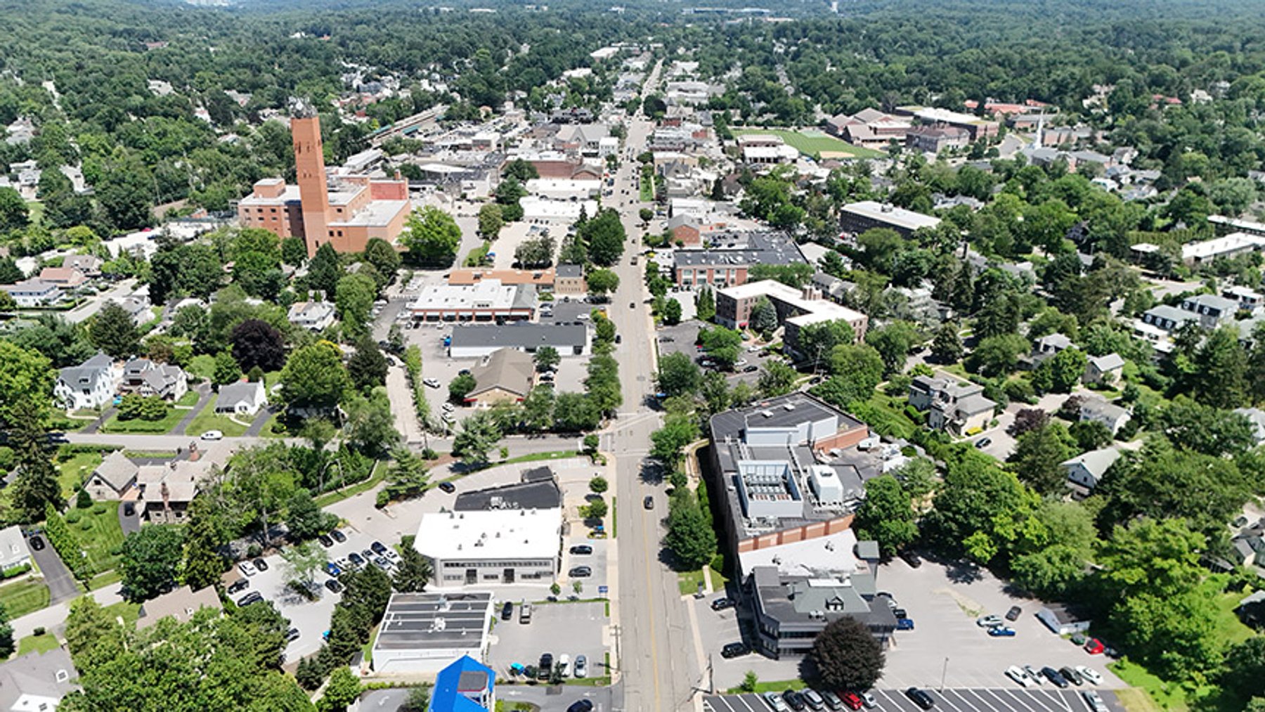 Image for Sold! Real Estate For Auction | 19 Farm Road, Wayne, PA 19087 | July 17, 2025 at 4:00 PM