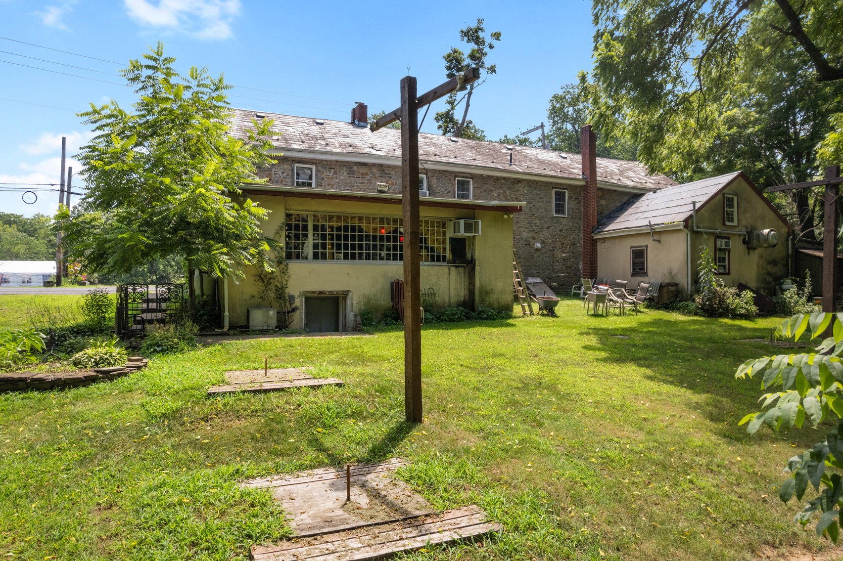 Image for Sold! Real Estate For Auction | Ravens Nest Tavern | 625 Old Bethlehem Road, Quakertown, PA  18951 |  September 23, 2025 at 12:00 PM