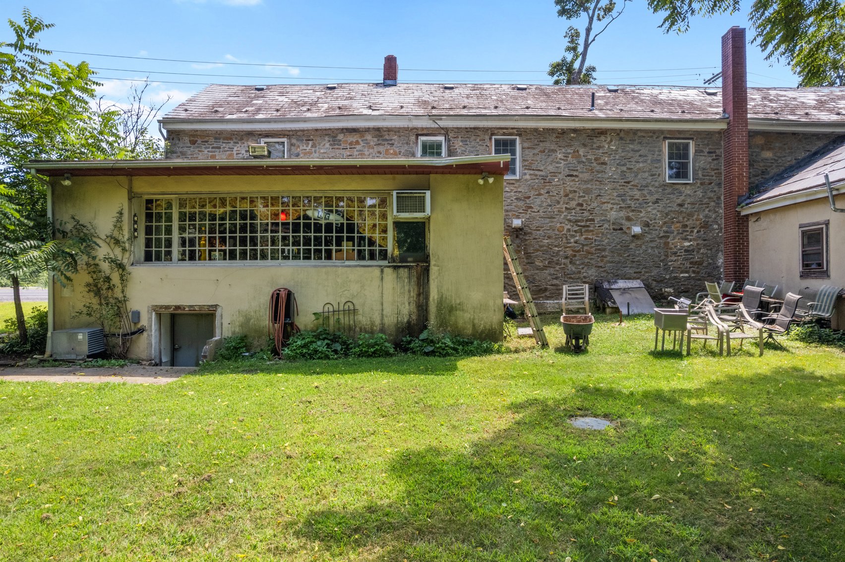 Image for Sold! Real Estate For Auction | Ravens Nest Tavern | 625 Old Bethlehem Road, Quakertown, PA  18951 |  September 23, 2025 at 12:00 PM