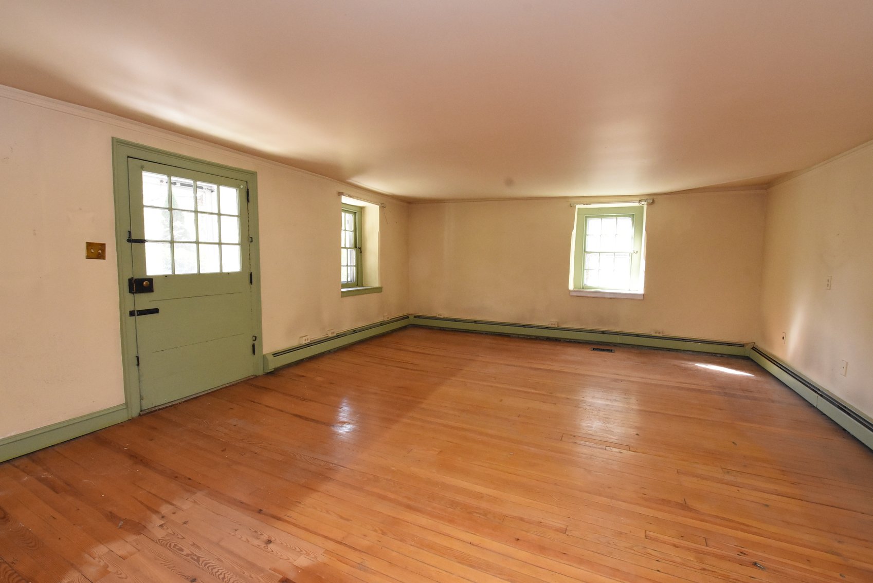 Image for Sold! Real Estate For Auction | 210 Buckwalter Road, Phoenixville, PA 19460 | November 13, 2025 at 4:00 PM