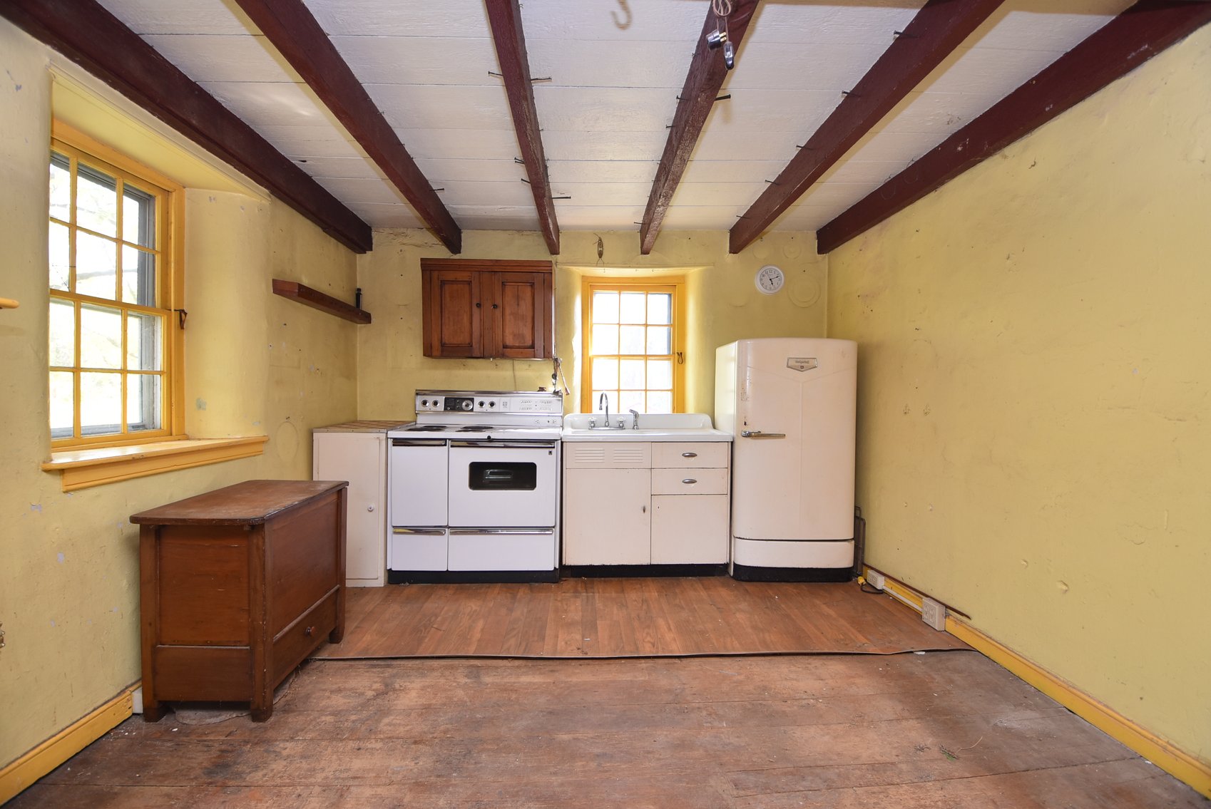 Image for Sold! Real Estate For Auction | 210 Buckwalter Road, Phoenixville, PA 19460 | November 13, 2025 at 4:00 PM