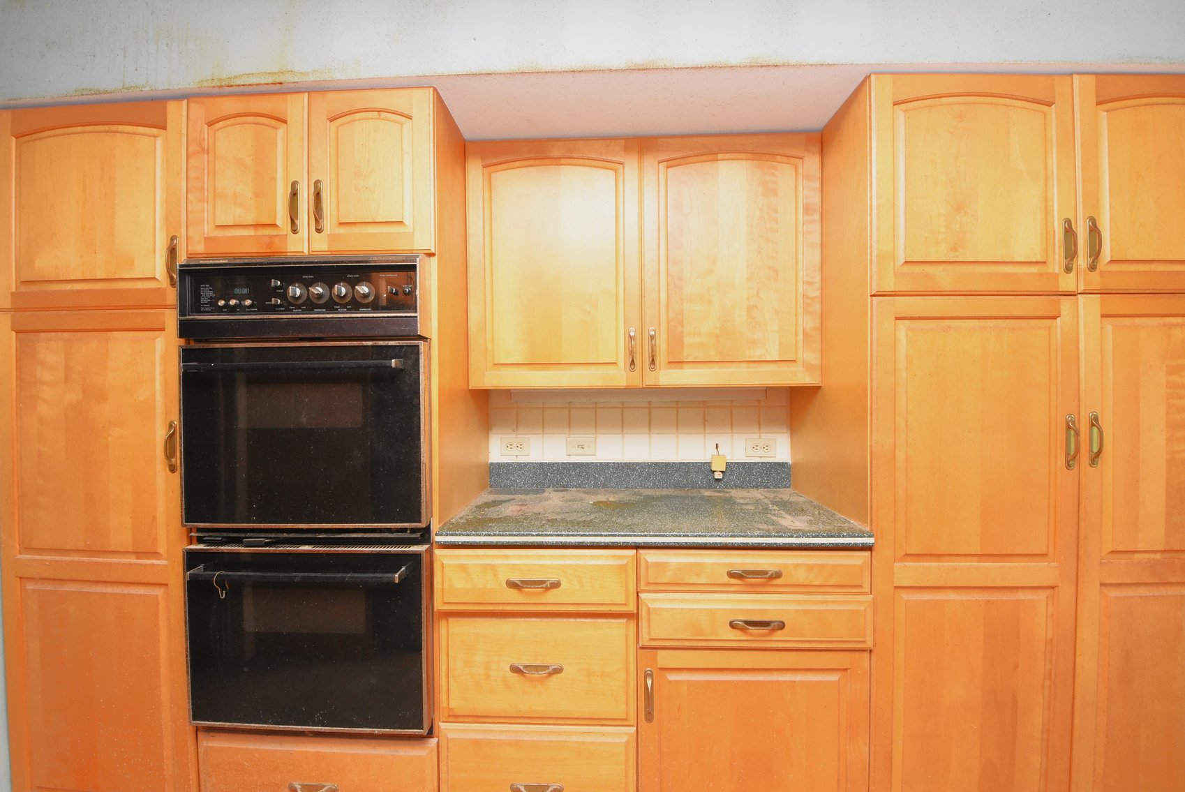 Image for Sold! Real Estate For Auction | 422 Wyndon Rd, Ambler, PA 19002 | November 20, 2025 at 4:00 PM