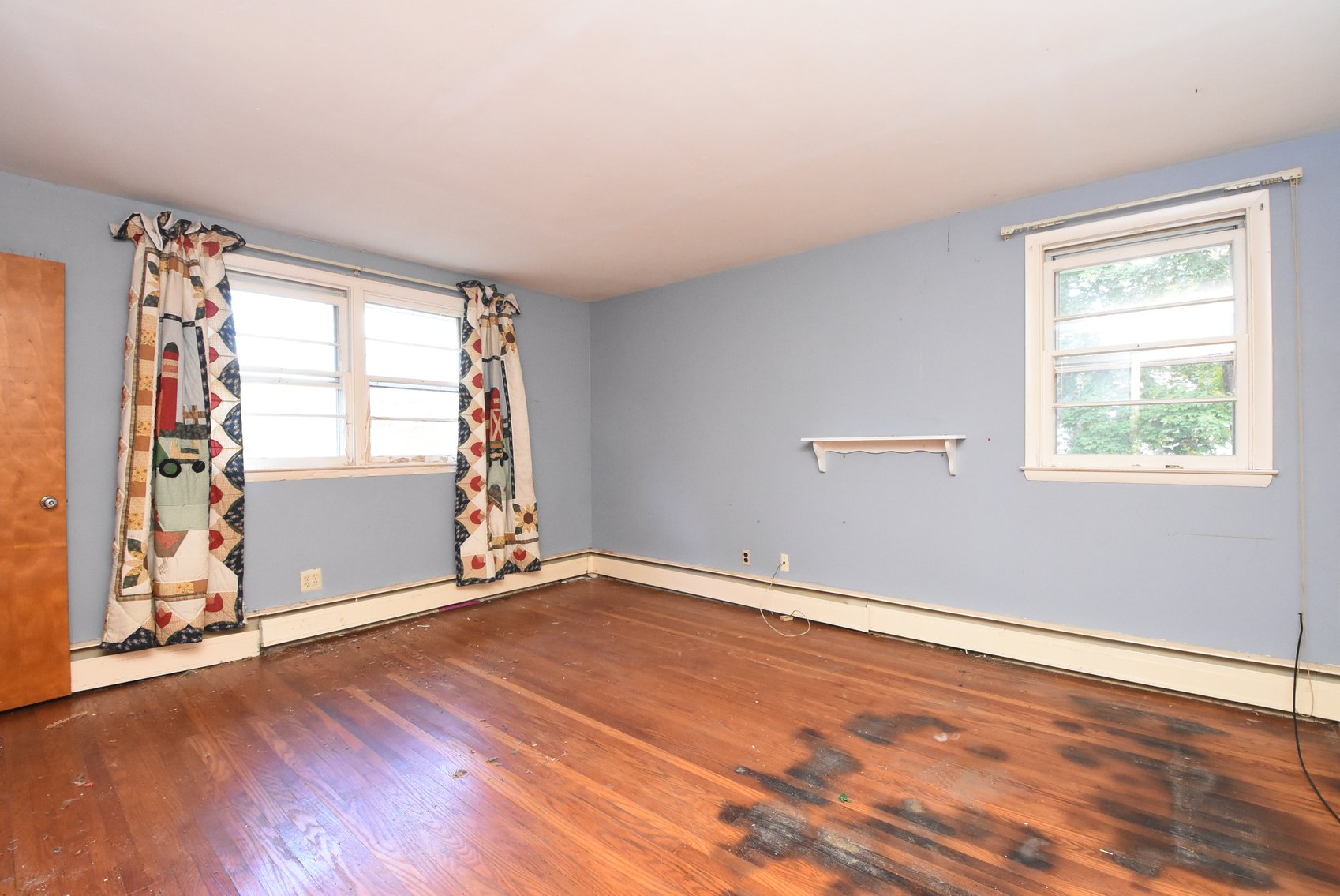 Image for Sold! Real Estate For Auction | 422 Wyndon Rd, Ambler, PA 19002 | November 20, 2025 at 4:00 PM