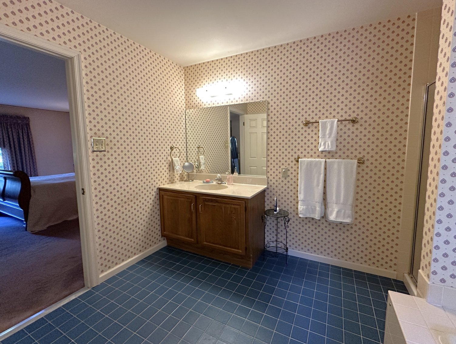 Image for Sold! Real Estate For Auction | 2801 Denbeigh Drive, Hatfield, PA 19440 | December 11, 2025 at 4:00 PM