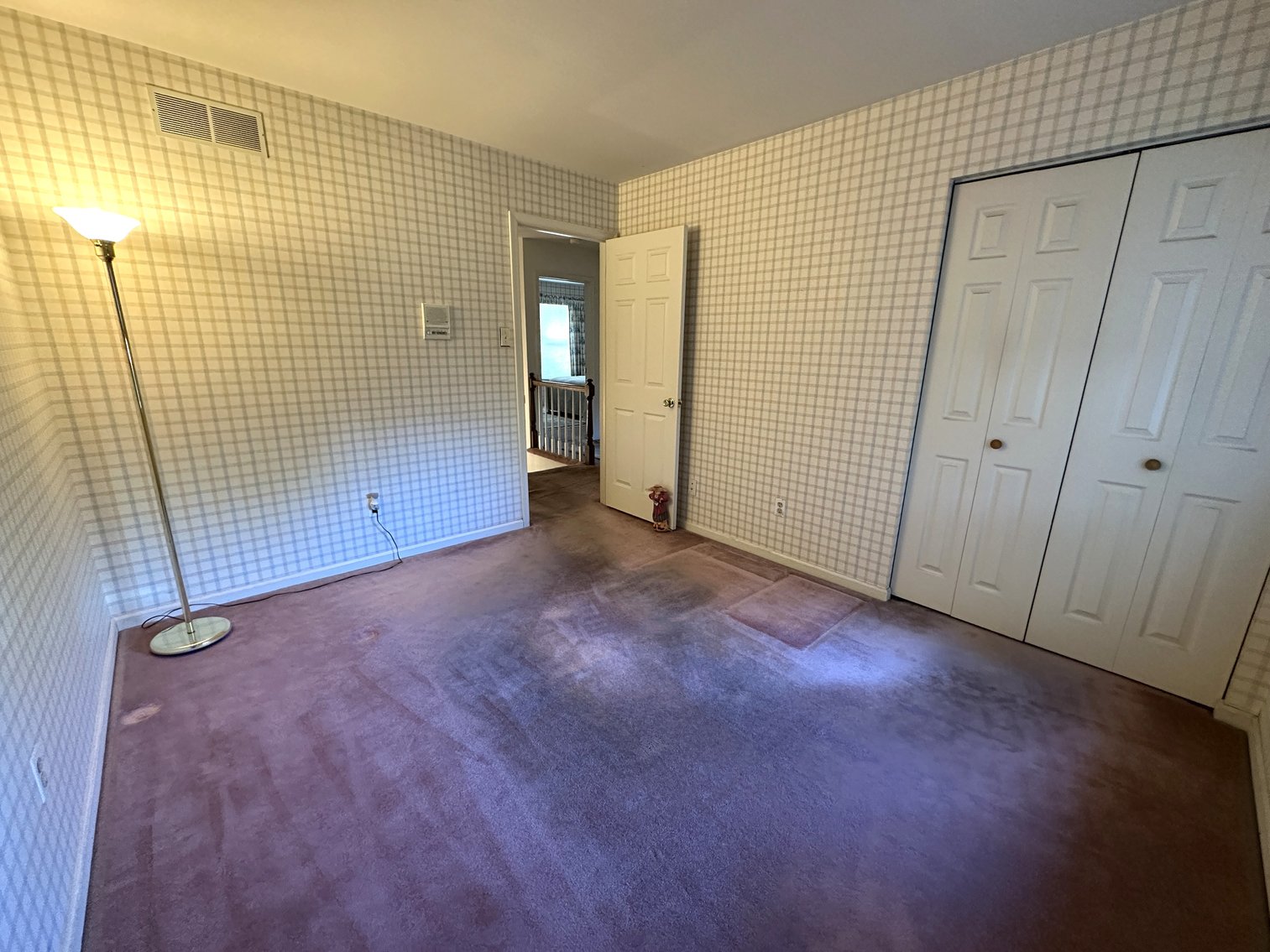 Image for Sold! Real Estate For Auction | 2801 Denbeigh Drive, Hatfield, PA 19440 | December 11, 2025 at 4:00 PM